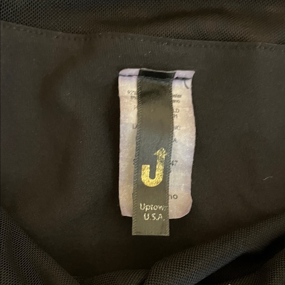 Chic Black Off-Shoulder Jumpsuit - Picture 2 of 2